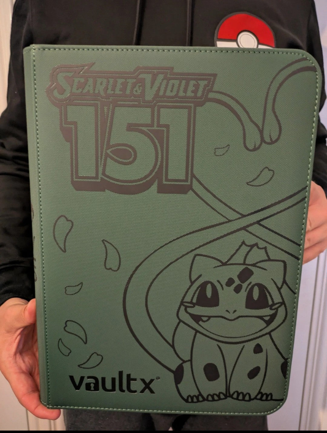 Custom Made Vault X 9 Pocket Green Zip Binder / Folder for TCG collection – 151 Bulbasaur Edition